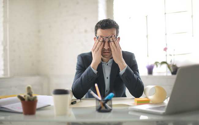 7 Effective Ways Young Entrepreneurs Can Manage Risk